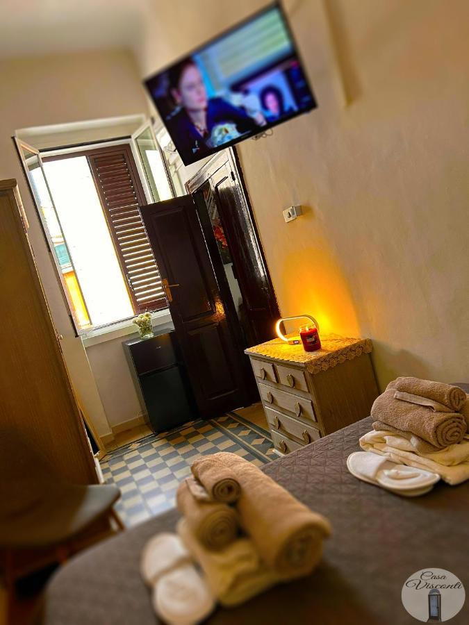 バーリCasa Viscontiアパートメント エクステリア 写真